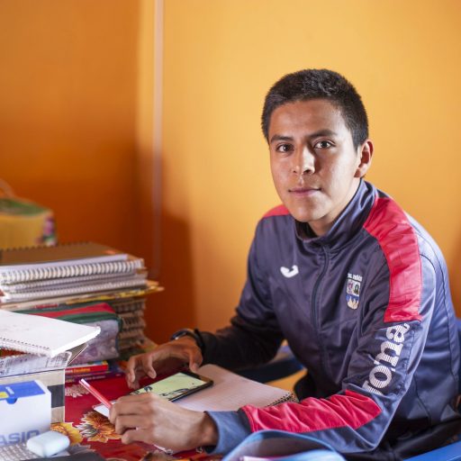 TJeeZLUZiMJ8Mxdemuzcn7OrEY